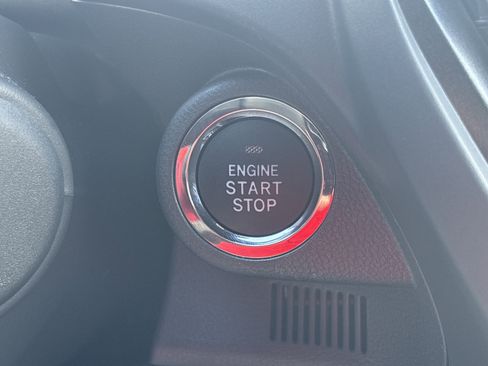 Used 2025 Subaru Forester Premium image 28