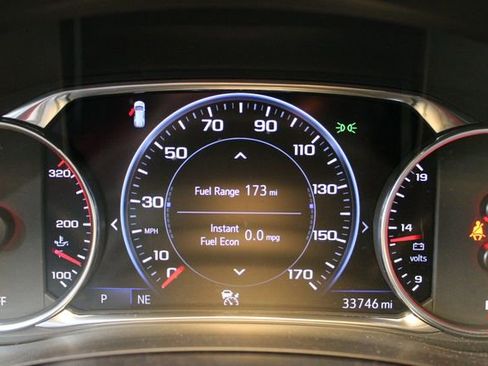 Used 2023 Chevrolet Traverse Premier AWD/4WD image 25