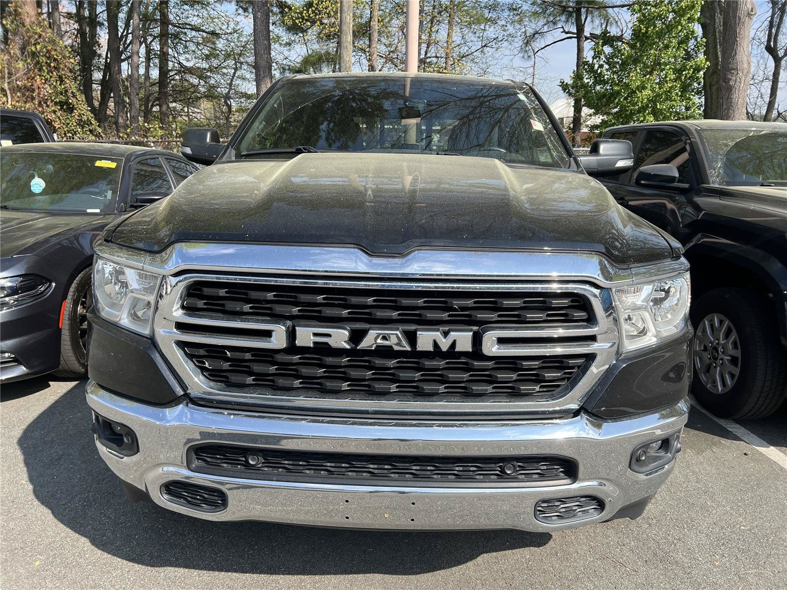 Used 2022 RAM 1500 Big Horn AWD/4WD image 3