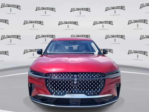 New 2025 Lincoln Nautilus Premier image 8