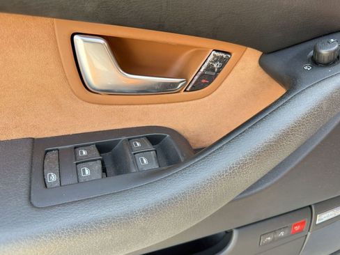 Used 2005 Audi A8 4.2 image 13