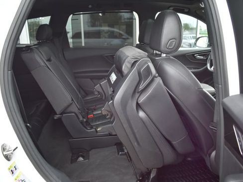 Used 2019 Audi Q7 3.0T Premium Plus w/ Premium Plus Package AWD/4WD image 47
