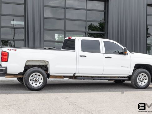 Used 2018 Chevrolet Silverado 2500 W/T w/ WT Fleet Convenience Package AWD/4WD image 10