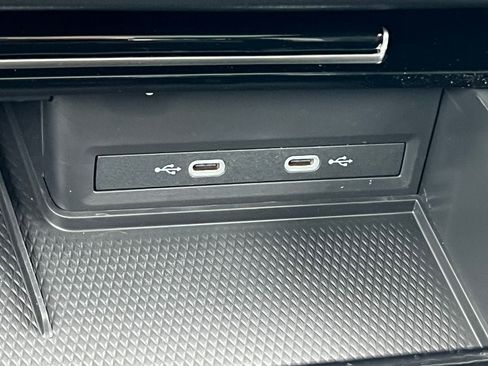 New 2026 Volkswagen Atlas Peak Edition AWD/4WD image 32