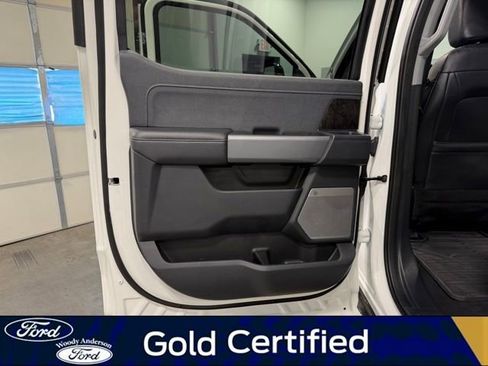 Certified 2024 Ford F350 Lariat w/ Tremor Off-Road Package AWD/4WD image 26