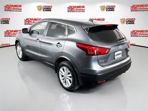 Used 2018 Nissan Rogue Sport S w/ S Appearance Package AWD/4WD image 2
