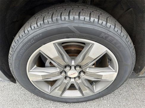 Used 2017 GMC Acadia SLT image 11