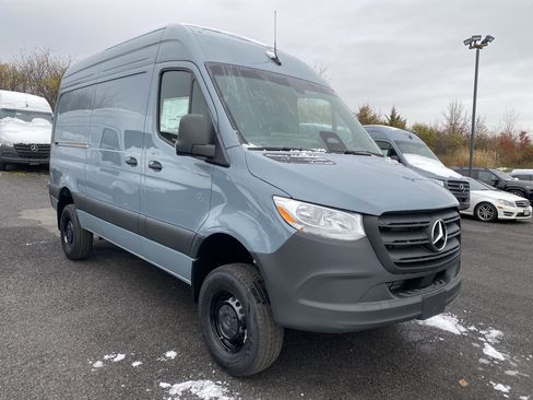 New 2026 Mercedes-Benz Sprinter 2500 image 2