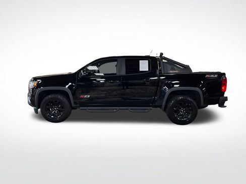 Used 2017 Chevrolet Colorado Z71 w/ Z71 Midnight Edition AWD/4WD image 2