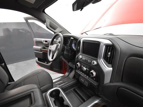 Used 2022 GMC Sierra 1500 Elevation w/ X31 Off-Road Package AWD/4WD image 18