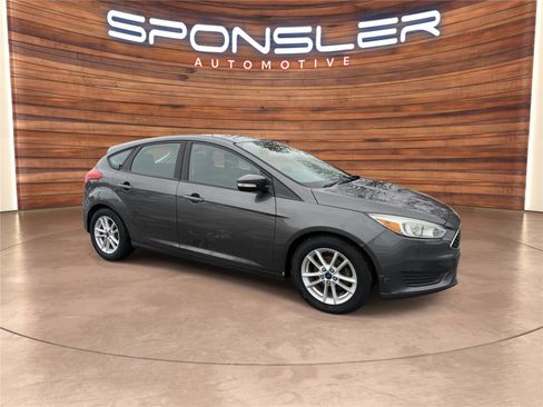 Used 2015 Ford Focus SE image 8