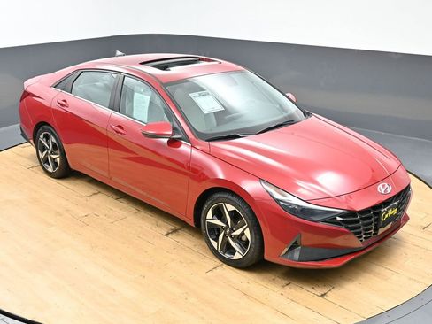Used 2023 Hyundai Elantra Limited w/ Preferred Accessory Package FWD image 45
