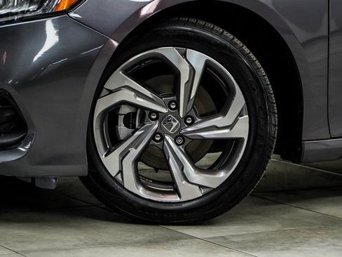 Used 2020 Honda Accord EX image 3