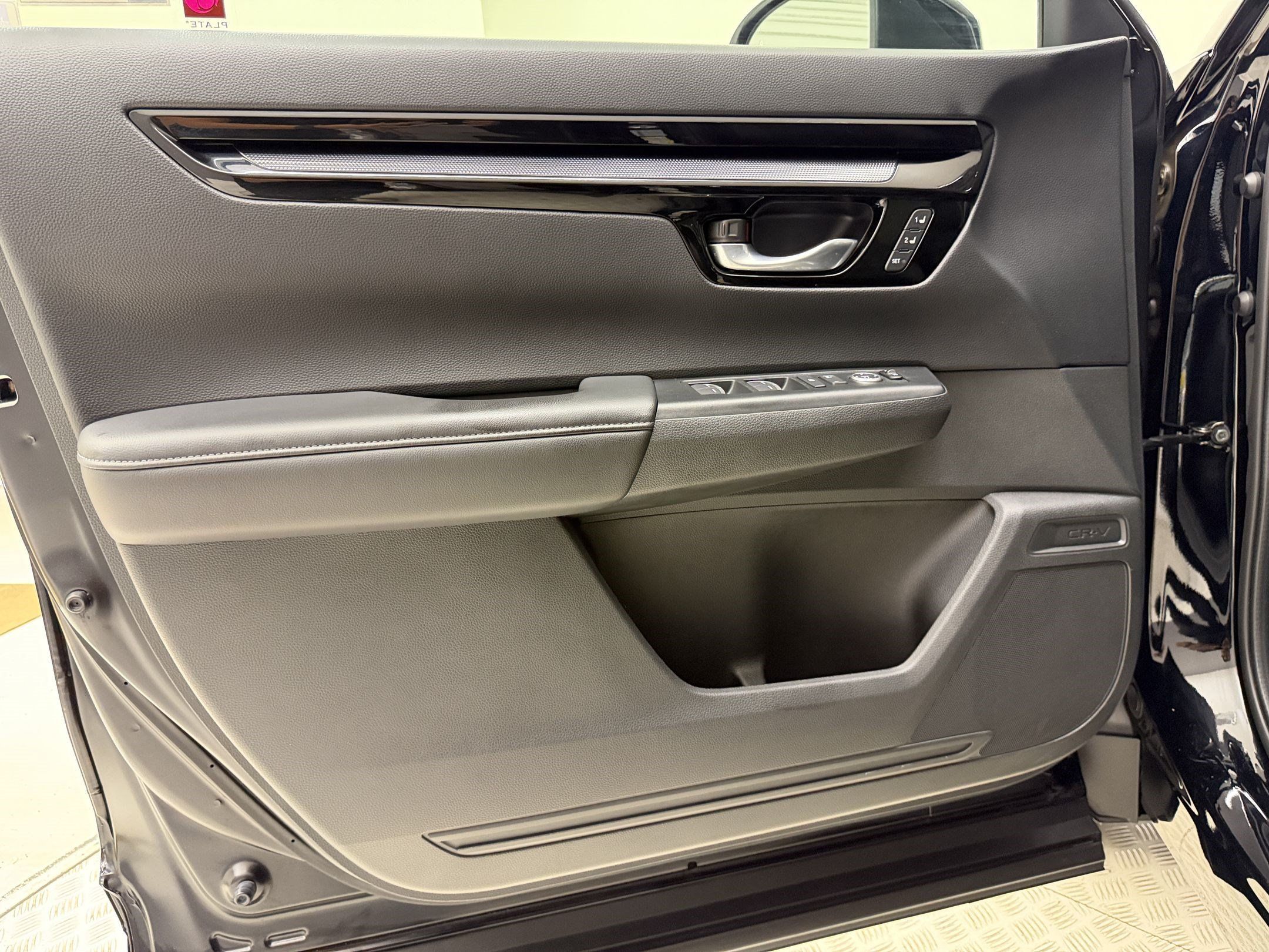 Used 2024 Honda CR-V EX-L image 14