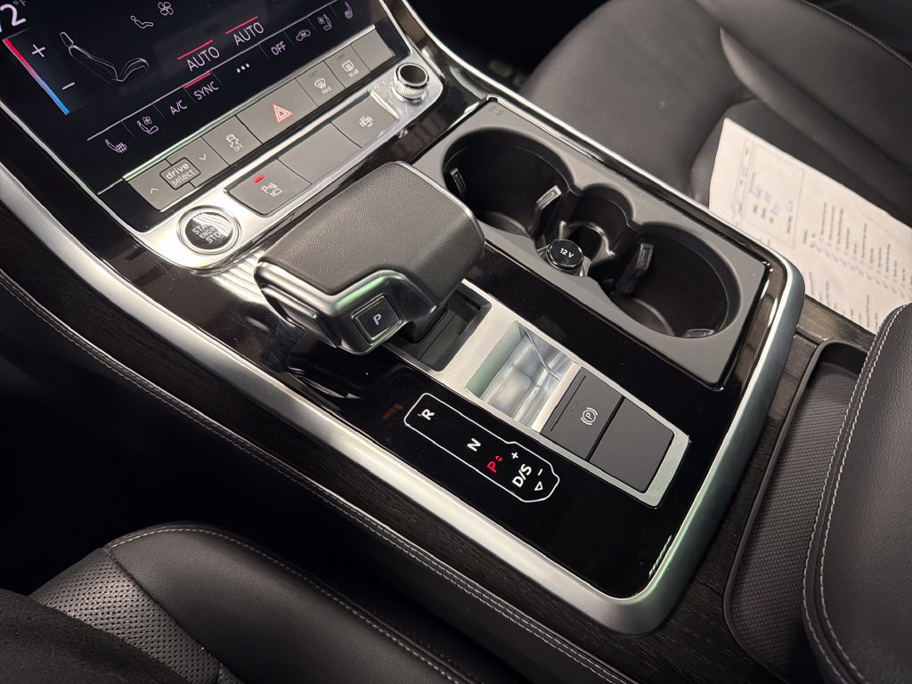 Certified 2025 Audi Q8 Premium Plus w/ Premium Plus Package AWD/4WD image 29