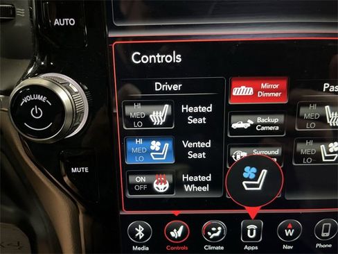 Used 2020 RAM 2500 Laramie image 31