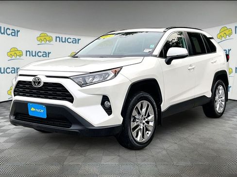 Used 2021 Toyota RAV4 XLE Premium AWD/4WD image 3