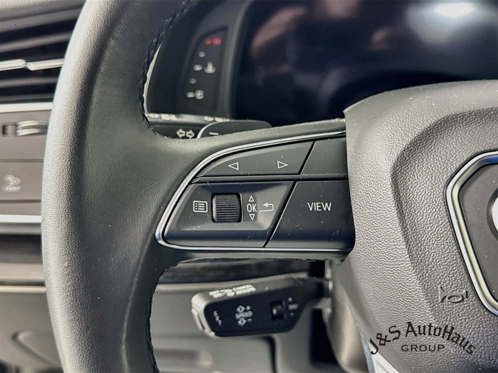 Used 2023 Audi Q7 3.0T Prestige AWD/4WD image 13