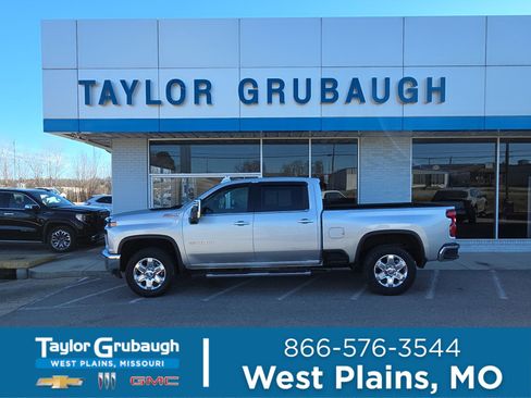 Used 2020 Chevrolet Silverado 2500 LTZ w/ LTZ Plus Package image 1