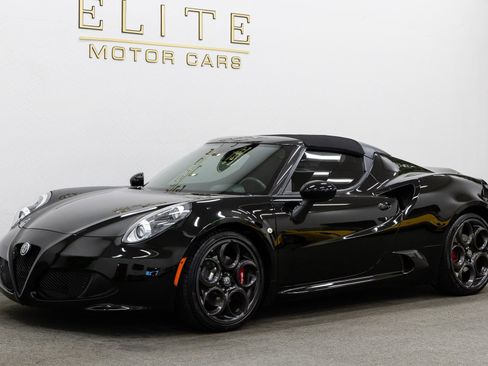 Used 2018 Alfa Romeo 4C Spider w/ Convenience Group - Spider image 1