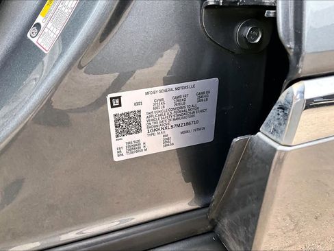 Used 2021 GMC Acadia Denali AWD/4WD image 33