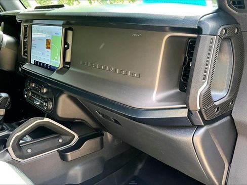 Used 2021 Ford Bronco First Edition AWD/4WD image 26