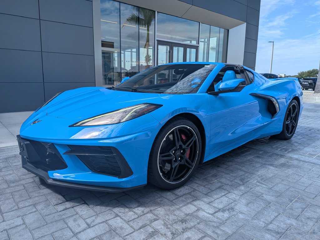 Used 2022 Chevrolet Corvette Stingray Premium Cpe w/ Z51 Performance Package RWD image 10