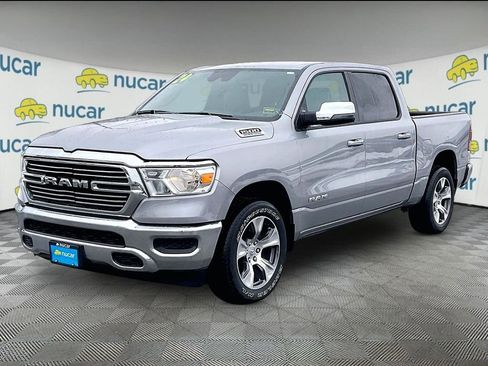 Used 2024 RAM 1500 Laramie AWD/4WD image 3