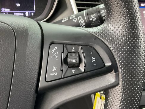 Used 2020 Chevrolet Trax LS w/ Tint and Cruise Package AWD/4WD image 10