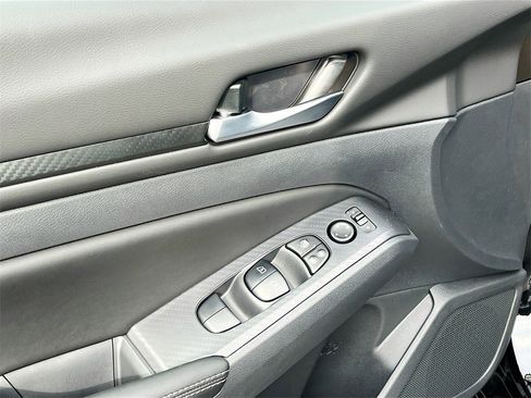 New 2025 Nissan Altima 2.5 SV image 15