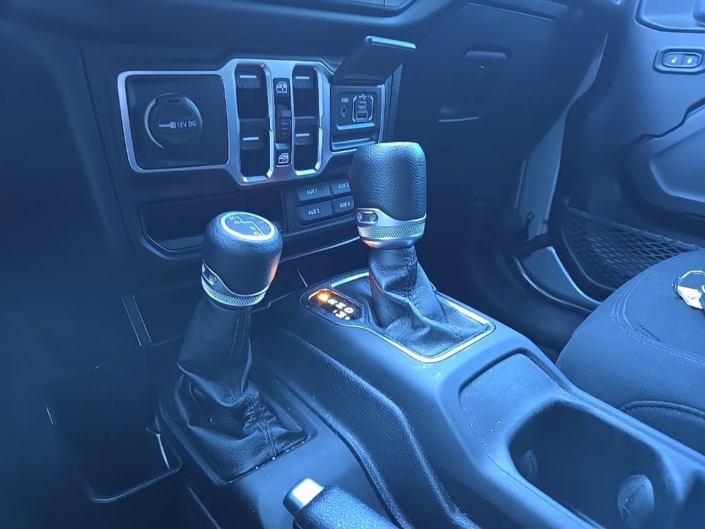 Used 2021 Jeep Wrangler Unlimited Sport AWD/4WD image 24
