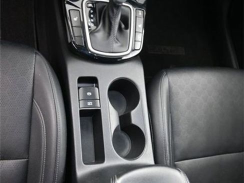 Used 2021 Kia Seltos SX image 31