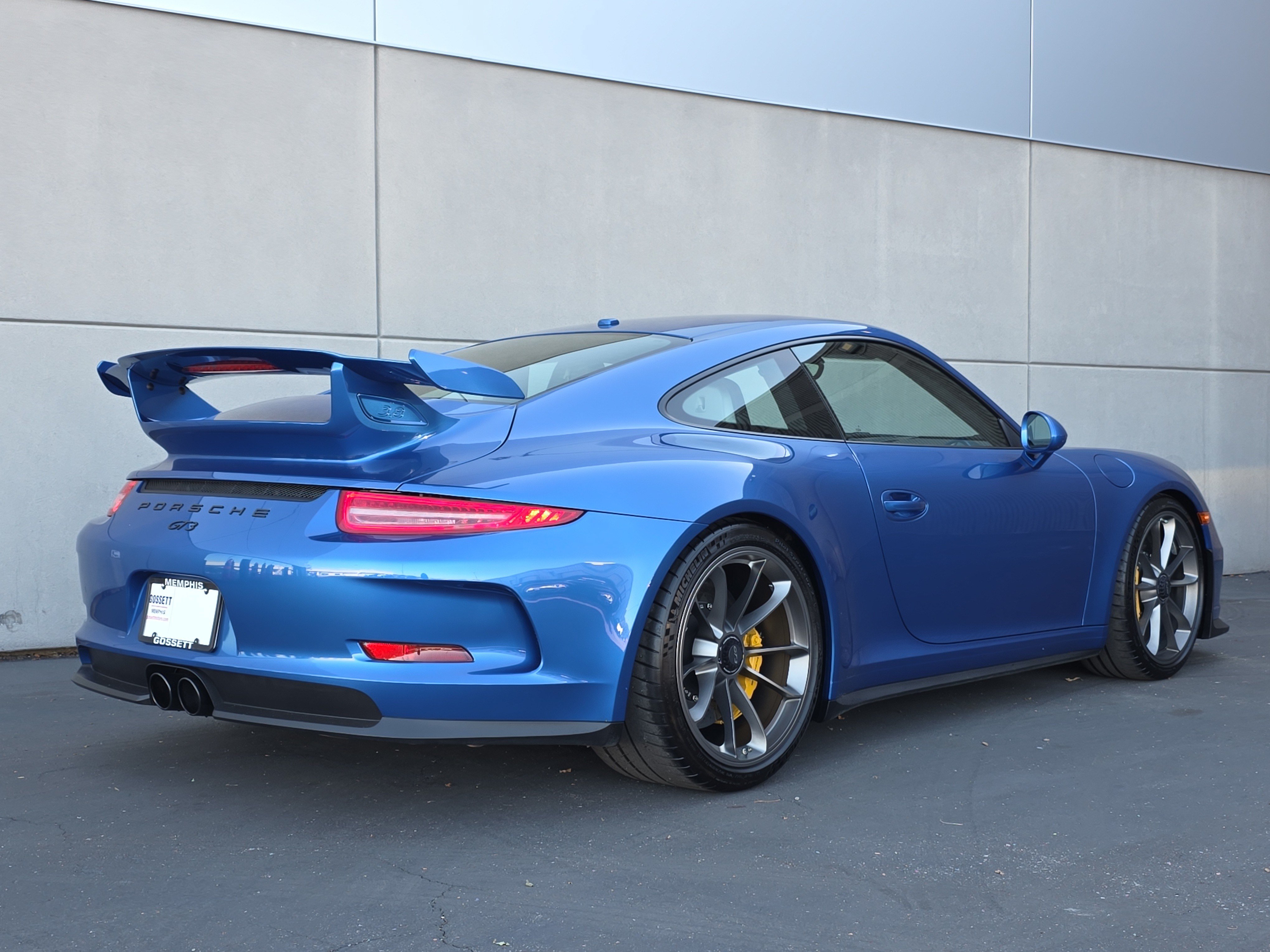 Certified 2015 Porsche 911 GT3 RWD image 7