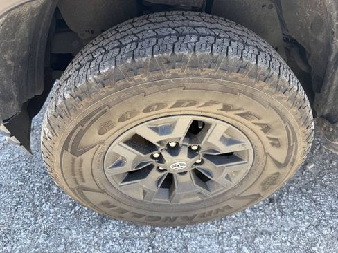 Used 2020 Toyota Tacoma SR RWD image 9