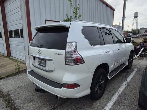 Used 2015 Lexus GX 460 Luxury w/ Preferred Accessory Package AWD/4WD image 4