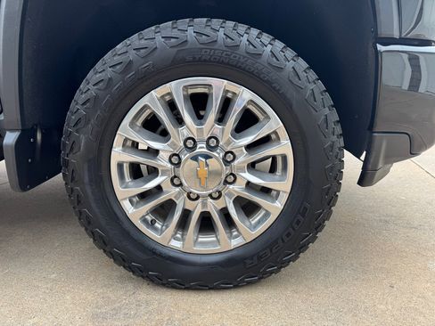 Used 2021 Chevrolet Silverado 3500 High Country w/ Z71 Off-Road Package image 38