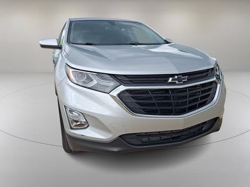 Used 2019 Chevrolet Equinox LT AWD/4WD image 2