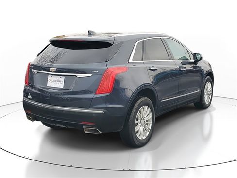 Used 2018 Cadillac XT5 FWD image 4