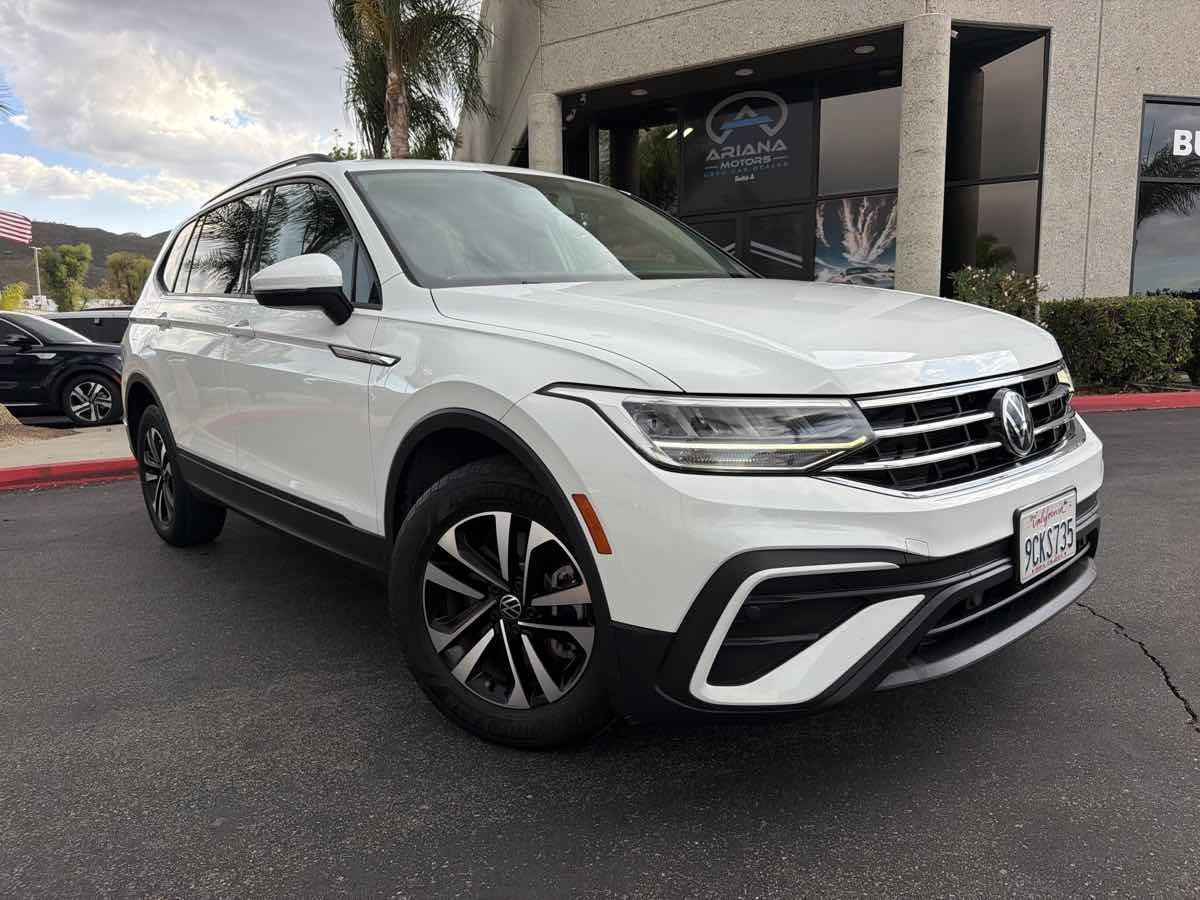 Used 2022 Volkswagen Tiguan S FWD image 2