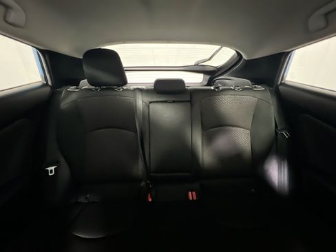 Used 2022 Toyota Prius LE FWD image 31