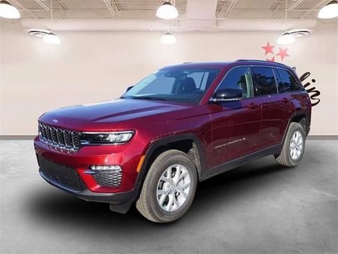 New 2023 Jeep Grand Cherokee Limited AWD/4WD image 3