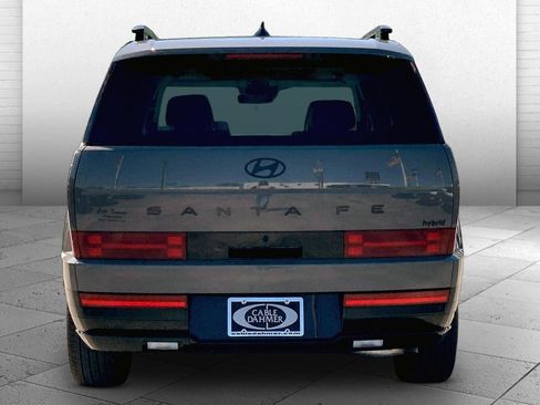 Used 2025 Hyundai Santa Fe Calligraphy FWD image 3