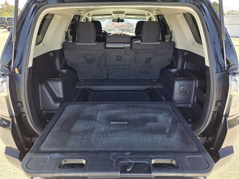 Used 2018 Toyota 4Runner SR5 image 11