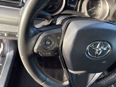 Used 2023 Toyota Camry SE image 16