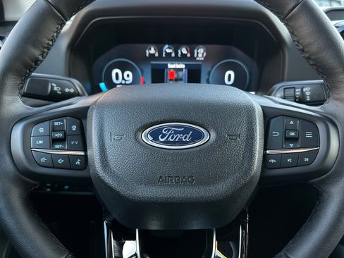 New 2025 Ford Ranger Lariat w/ FX4 Off-Road Package image 22