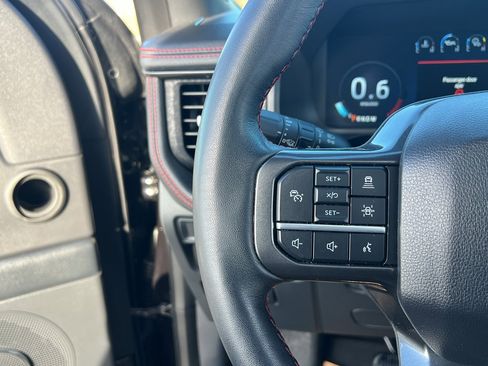 Used 2024 Ford Expedition Max Limited image 35