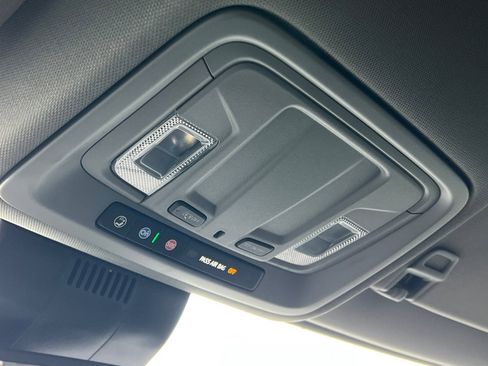 Certified 2025 Chevrolet Silverado 1500 LTZ image 24