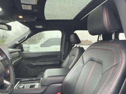 Used 2023 Ford Expedition Limited RWD image 25