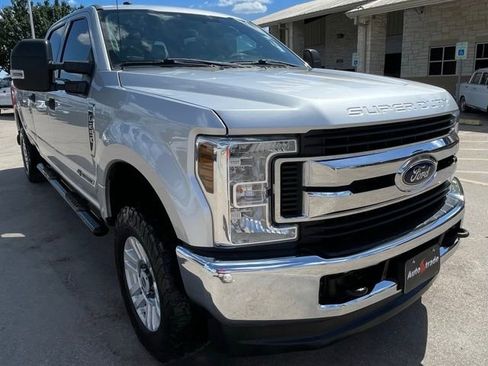 Used 2019 Ford F250 XLT AWD/4WD image 3