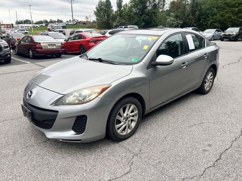 Used 2013 MAZDA MAZDA3 i Touring FWD image 3